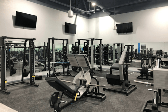 Image 1 from Athletica Health and Fitness partner gallery