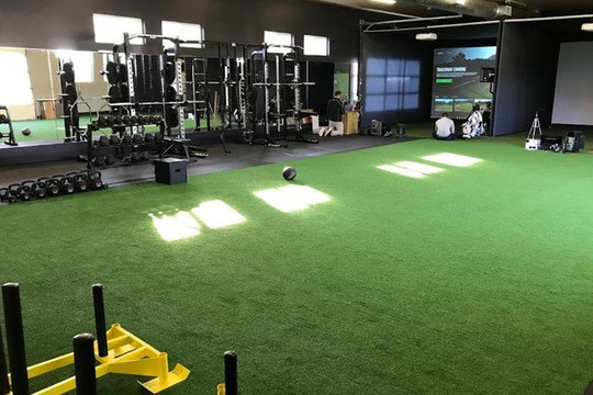 Image 2 from Kutting Edge Fitness partner gallery