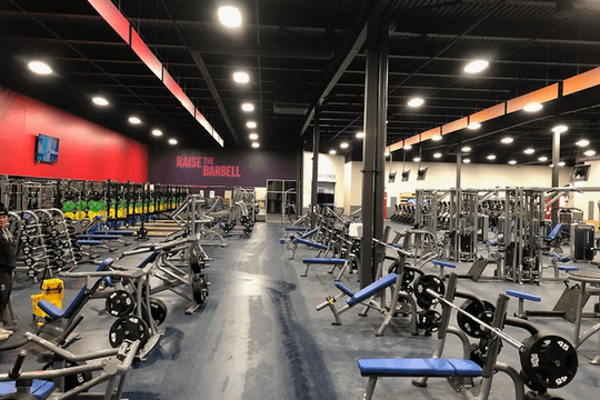 Image 2 from Crunch Fitness Maple Grove partner gallery
