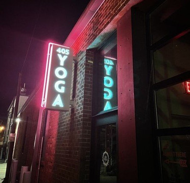 Image 2 from 405 Yoga partner gallery