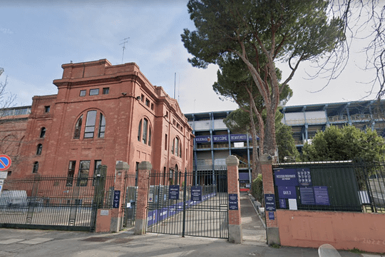 Immagine 2 dalla galleria del partner Piscine SO.GE.SE. - Carmen Longo - Stadio
