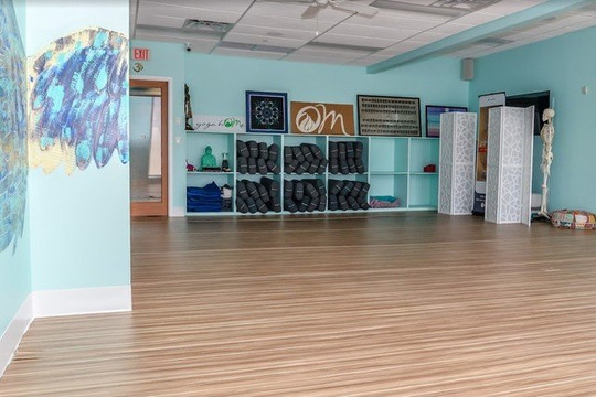 Image 3 from yoga hOMe partner gallery