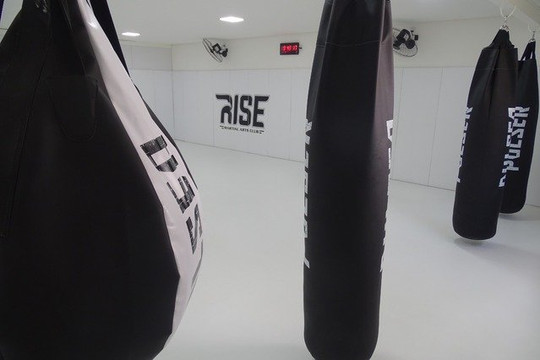 Imagem 2 da galeria do parceiro RISE CLUB ESPINHEIRO