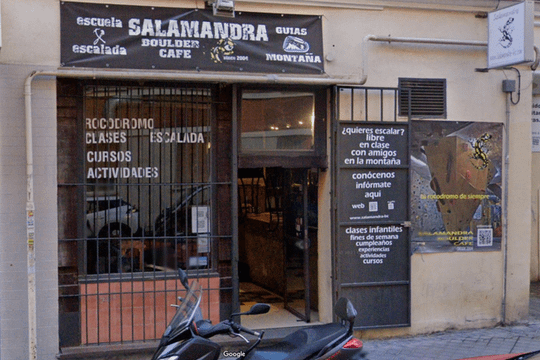 Imagen 2 de la galería del partner Salamandra Boulder Café Rocodromo