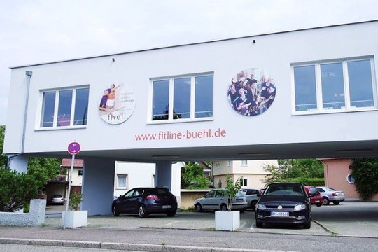 Bild 2 von Fitline Bühl Partnergalerie