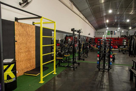 Imagem 3 da galeria do parceiro Academia Krusher Fit