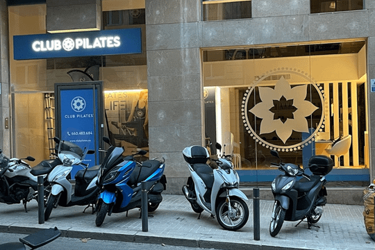 Imagem 2 da galeria do parceiro Club pilates bonanova (uso de calcetines antideslizantes obligatorio)