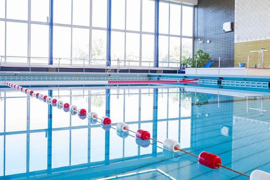 Bild 1 von Hallenfreibad Linden Partnergalerie