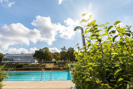 Bild 3 von Hallenfreibad Linden Partnergalerie