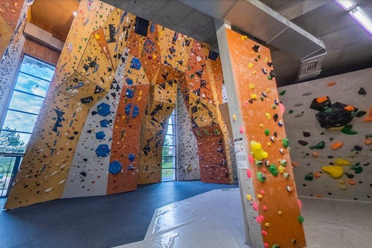 Bild 3 von DAV Kletterzentrum Regensburg Partnergalerie