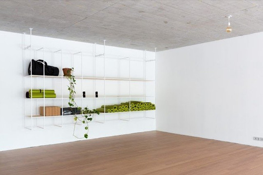 Bild 3 von Christina at YOGA at Lobe Block Partnergalerie