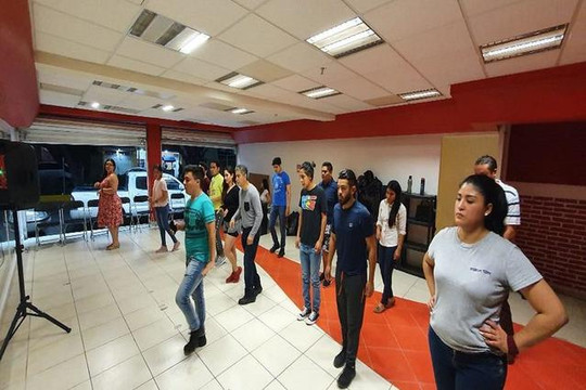 Imagen 3 de la galería del partner Ensalsate Q Milenio