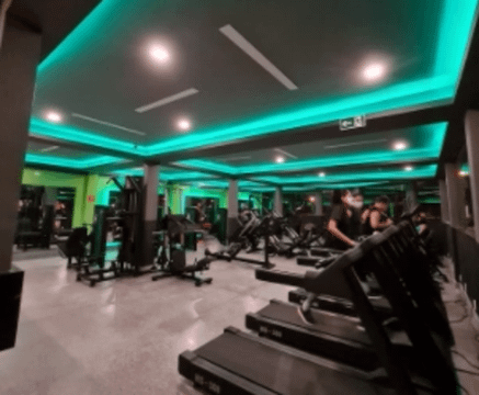 Imagem 1 da galeria do parceiro Academia 100% Fitness