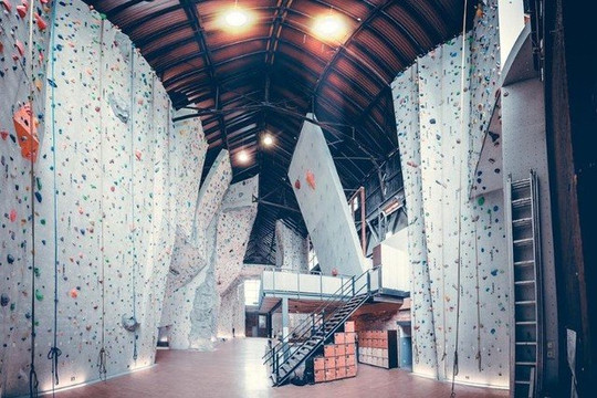 Bild 2 von The Rock Boulderhalle Partnergalerie