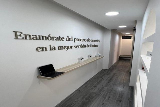Imagen 3 de la galería del partner Crystal Clinique