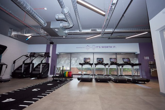 Image 3 from Anytime fitness Colindale partner gallery