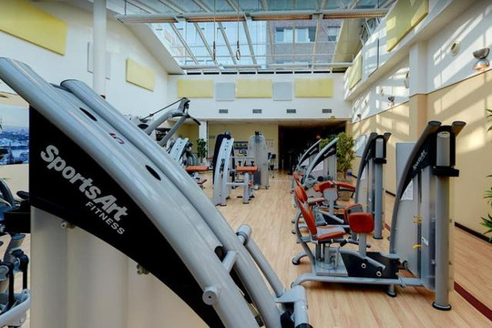Bild 2 von Turnhalle Fitnessstudio Hamburg-Barmbek Partnergalerie