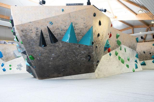 Bild 1 von Level 8 Boulderhalle Gießen Partnergalerie