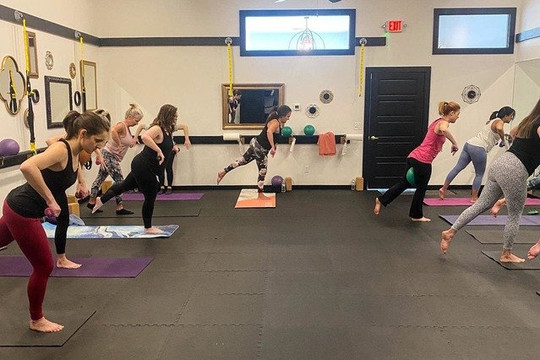 Image 3 from Barre 11 Fitness partner gallery