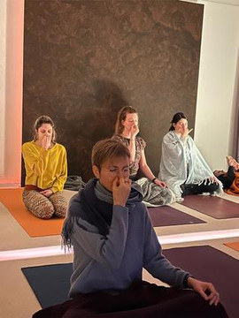 Bild 1 von Yoga 4 all Partnergalerie