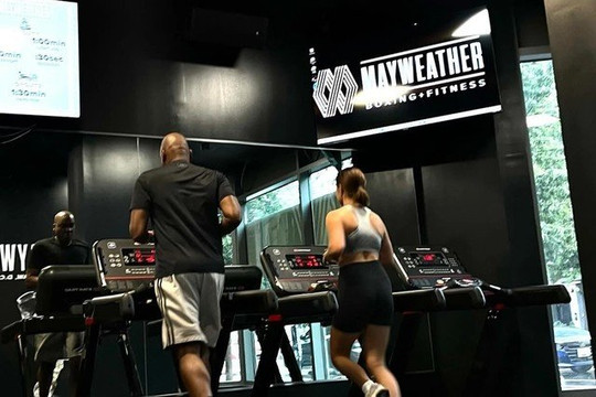 Image 2 from Mayweather Boxing + Fitness partner gallery