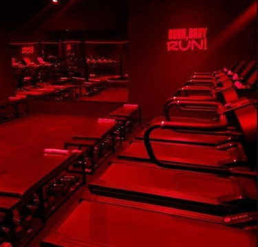 Imagem 3 da galeria do parceiro Just Burn Club