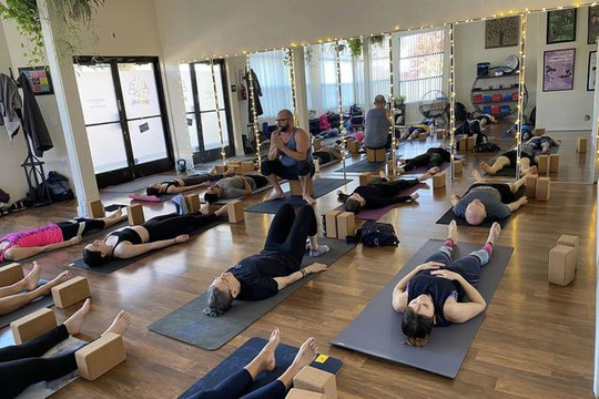 Image 1 from YOGA BELLY partner gallery