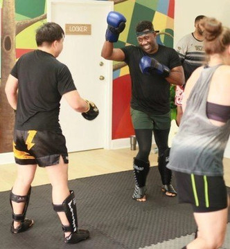 Image 2 from Phi Phi Artland partner gallery