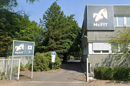 Bild 2 von McFIT Hamburg Steilshoop Partnergalerie