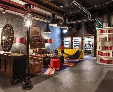 Bild 1 von John Reed Düsseldorf Friedrichstadt Partnergalerie