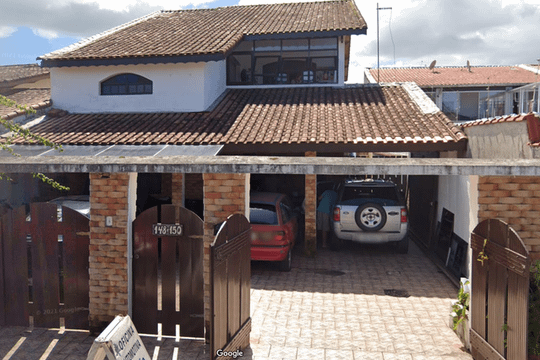 Imagem 2 da galeria do parceiro Surf's Up Club Hostel Ohanalu