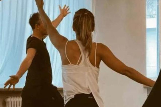 Bild 2 von Urban Yoga Munich @ Sommerstraße Partnergalerie