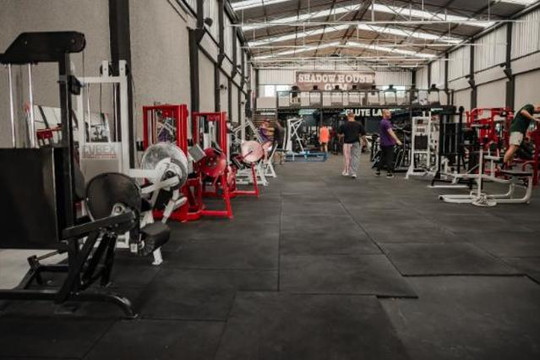Imagem 1 da galeria do parceiro Shadow House Gym - Bodybuilding and Fitness