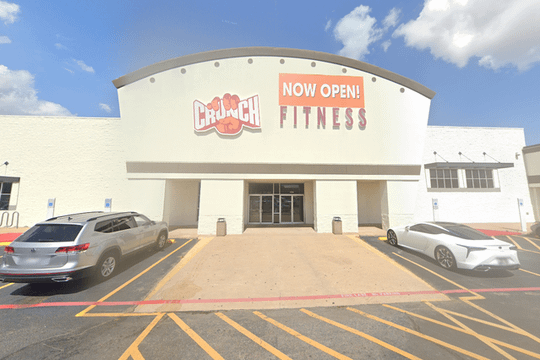 Image 2 from Crunch Fitness - Katy partner gallery