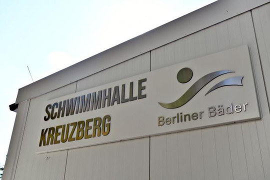 Bild 2 von Schwimmhalle Kreuzberg Partnergalerie