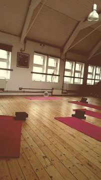 Image 1 from The Yoga Vine Streatley Village Hall partner gallery