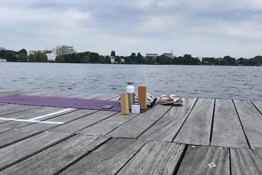 Bild 2 von Yoga an der Alster- Koppel Partnergalerie