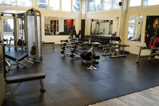 Bild 1 von Clever Fit Gersthofen Partnergalerie