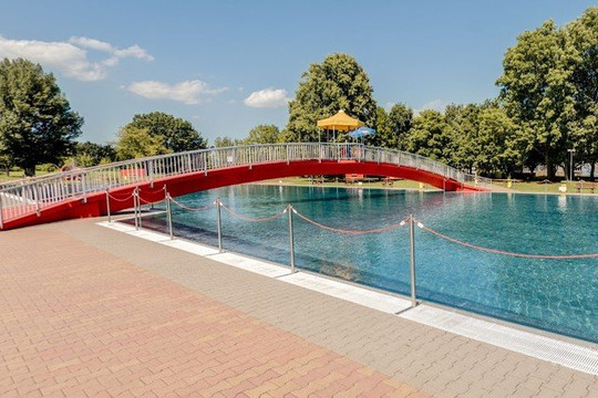 Bild 1 von Freibad Eschersheim Partnergalerie