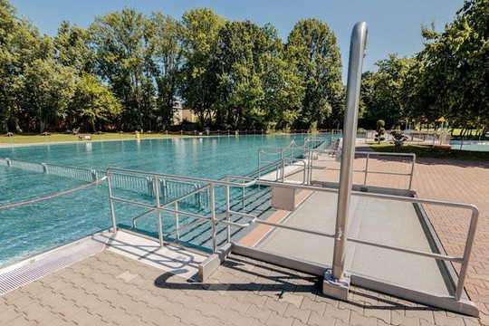 Bild 2 von Freibad Eschersheim Partnergalerie