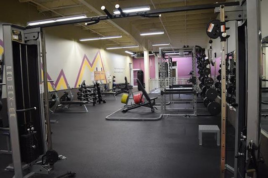 Image 1 from Fitness Forum Sports & Wellness partner gallery