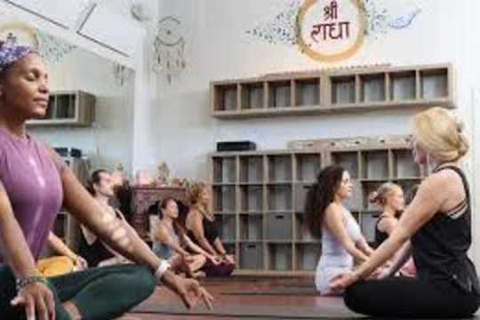 Image 3 from Veda Yoga Center partner gallery