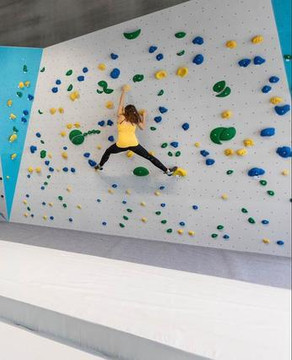 Bild 3 von Boulderwelt München Süd Partnergalerie