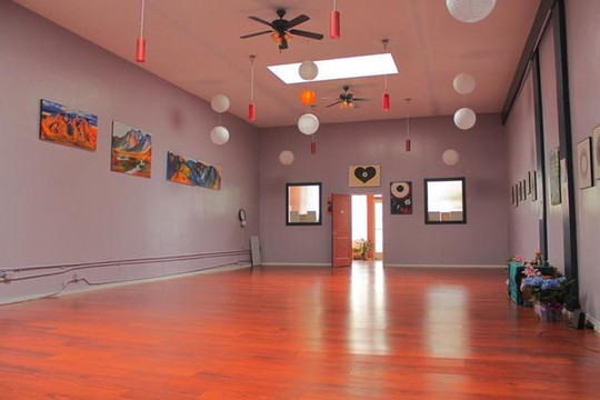 Image 3 from Purusha Yoga School & Studio partner gallery