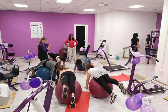 Immagine 1 dalla galleria del partner Curves Terni - Borgo Rivo