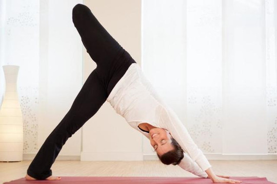 Bild 1 von YOGA für DICH Stuttgart Mitte Partnergalerie