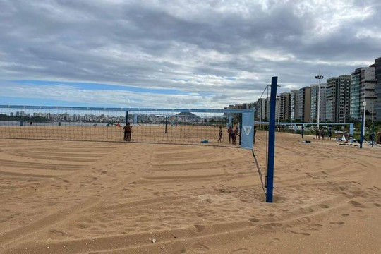 Imagem 3 da galeria do parceiro V3 Futevôlei Camburi