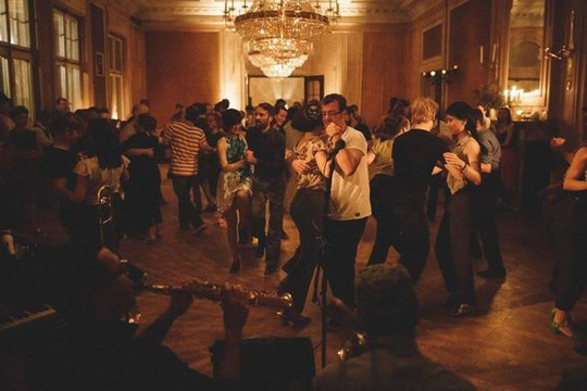 Bild 1 von Lindy Hop - Swing Tanz am Barmbek Partnergalerie