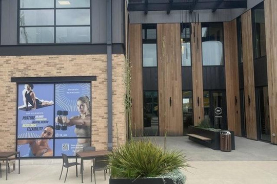 Image 2 from FS8 Weston Lakes partner gallery