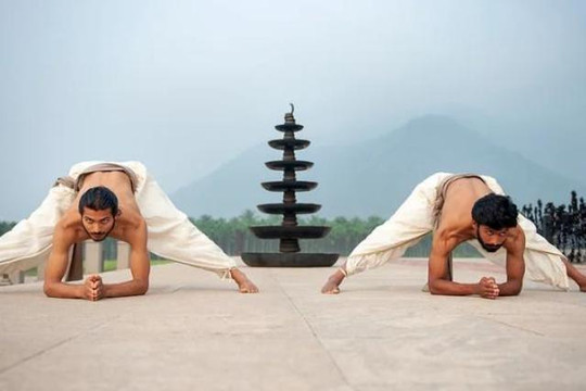 Bild 3 von Ajata Yoga Stuttgart Partnergalerie